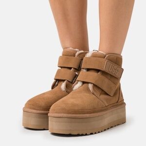Ugg mini